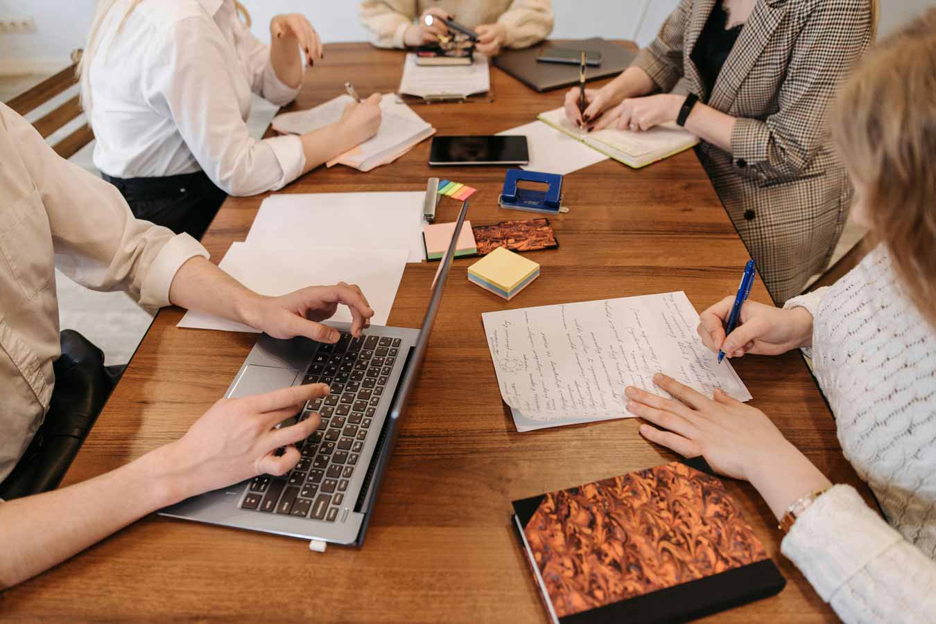 Taller de Escritura Creativa: donde las ideas se transforman en relatos